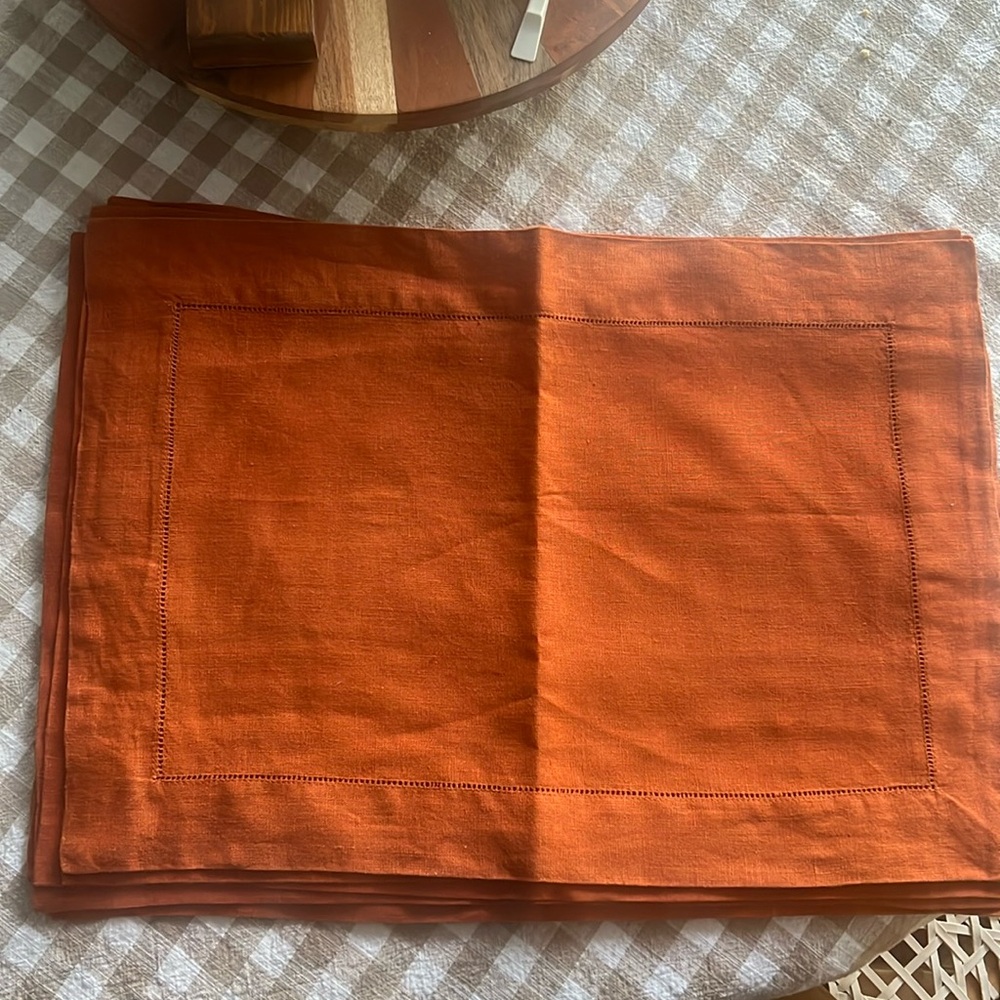 Seferra Hemstitch Rust Linen Set 8 Placemats
